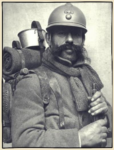 l'uniforme du poilu pendant la première guerre mondiale